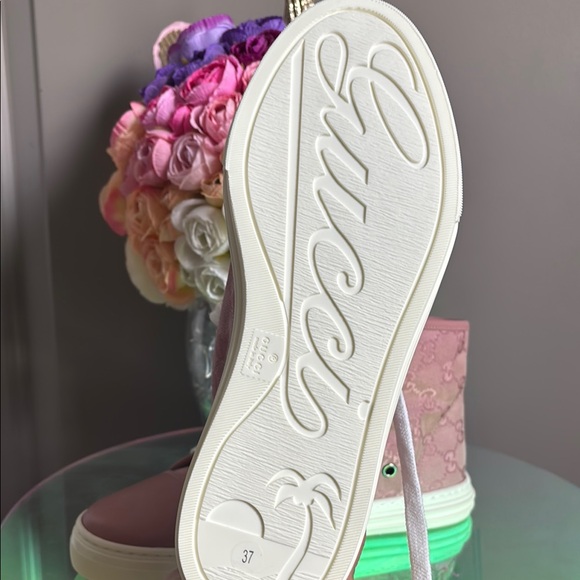 NWOT GUCCI💓 Pink High-Top Sneakers 37 fits 7.5 - Picture 7 of 13